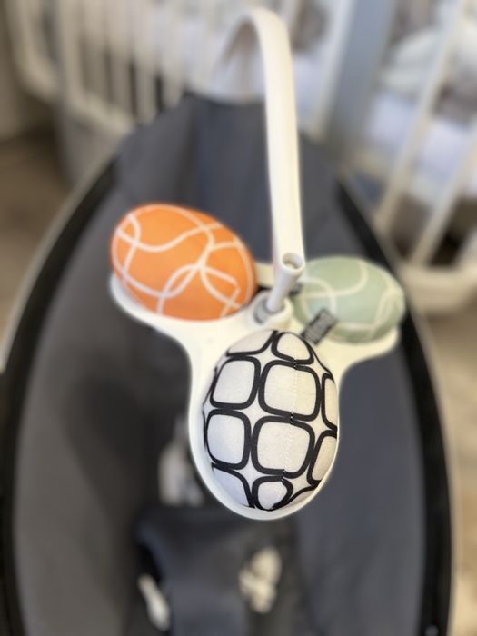 4moms колисальний центр