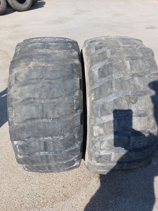 15.5/55R18 [385/55R18) Dunlop opony używane przemysłowe para