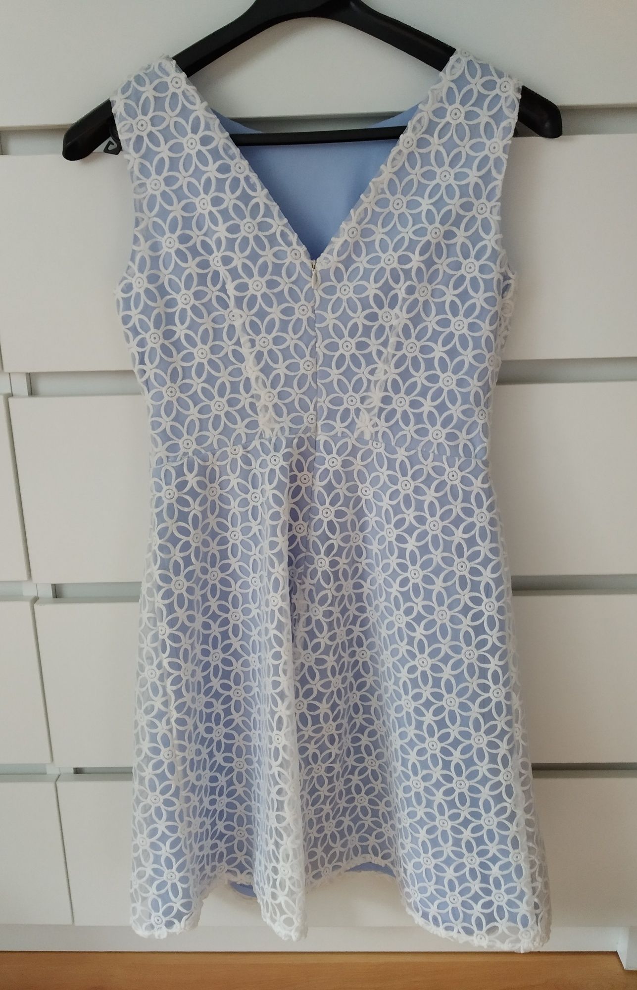 Sukienka wizytowa koktajlowa błękitna biała w kwiaty F&F rozmiar 38