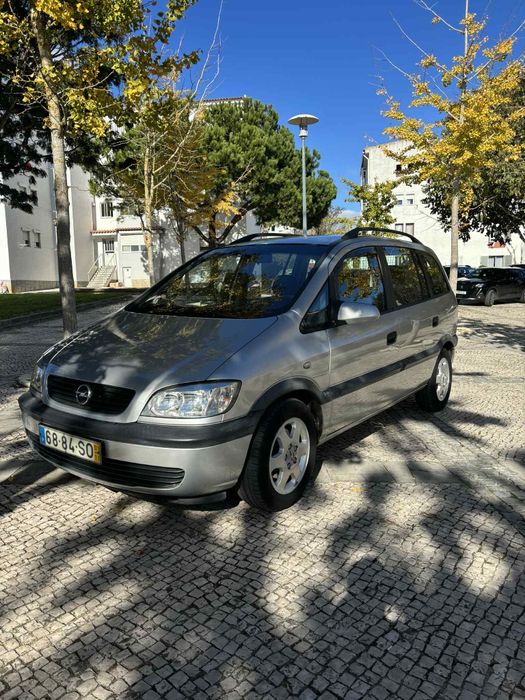 Opel Zafira 1.6 ano 2001