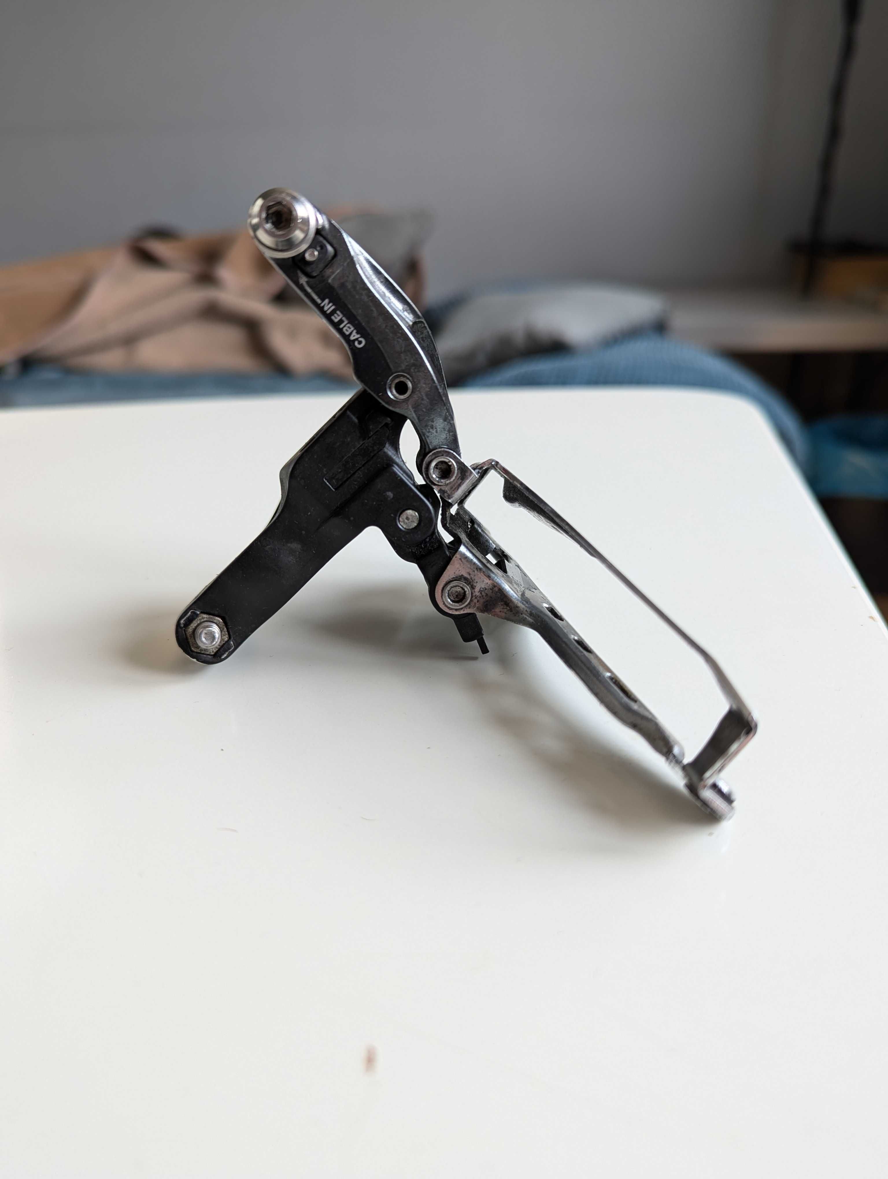 Przerzutka przednia SHIMANO TIAGRA FD-4700 P7