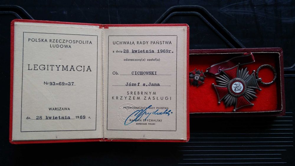 Odznaczenie wojskowe , min. leg. wyd. Marszałek Polski M.Spychalskiego