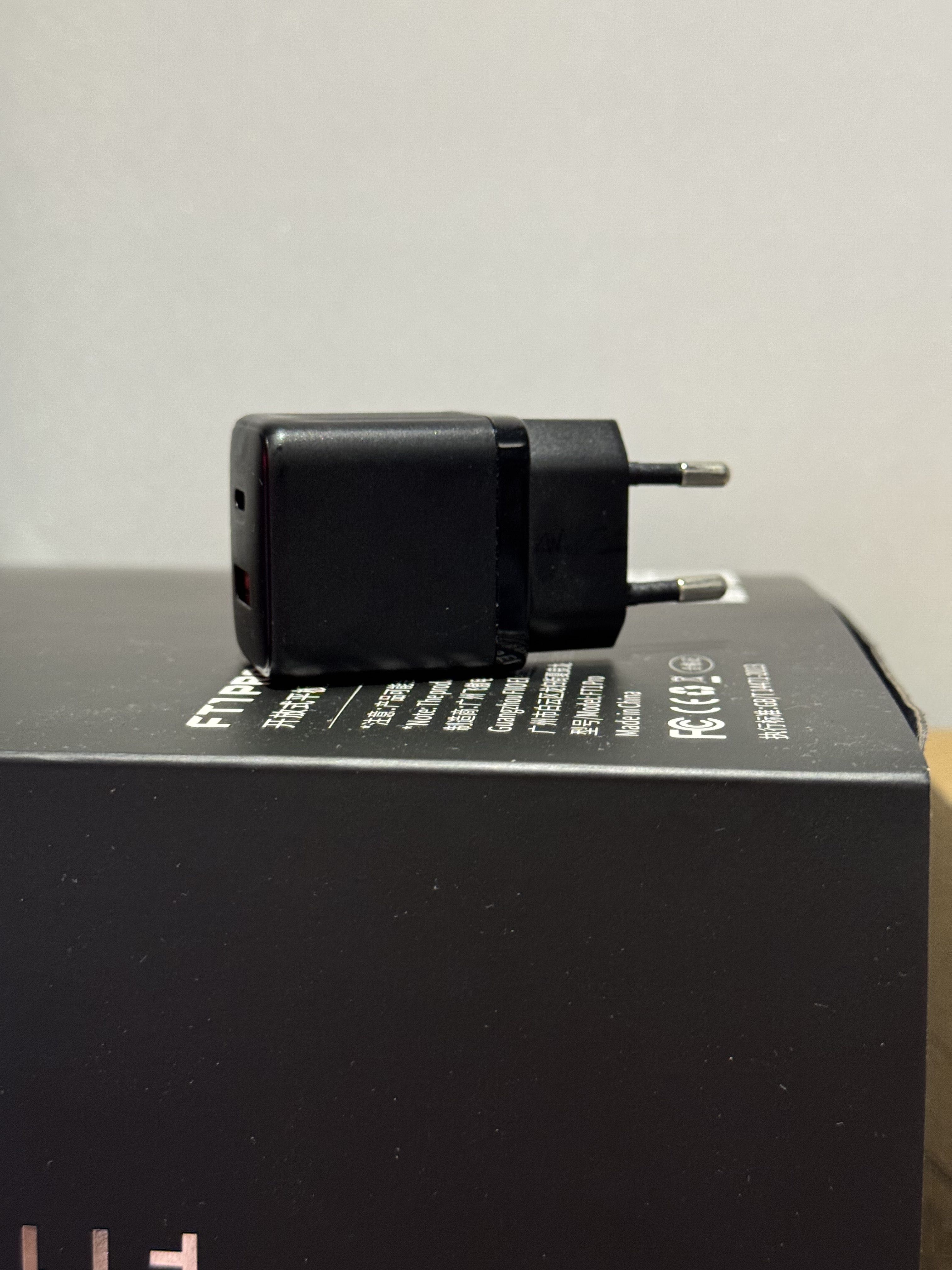 Ładowarka GaN 2 porty INIU 30W USB-A USB-C