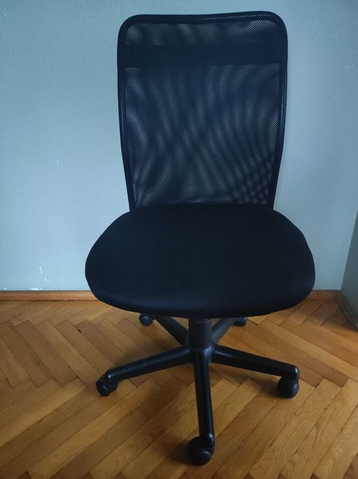 Krzesło biurowe bez podłokietników