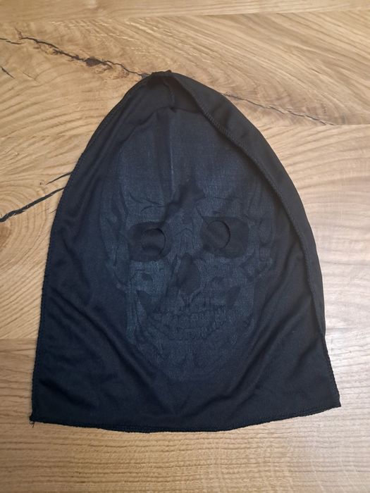 Maska chłopięca  - 152 cm