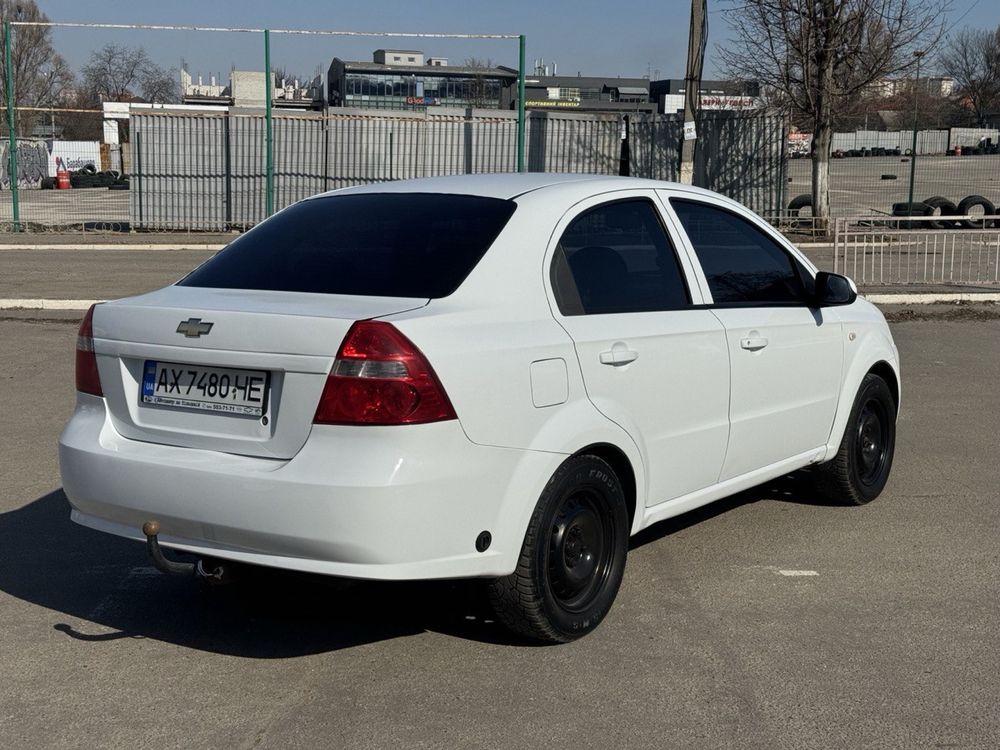 Продам chevrolet aveo