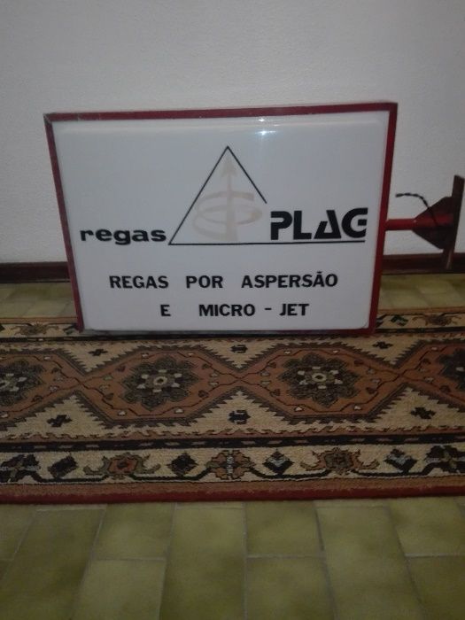 Reclame luminoso dupla face antigo