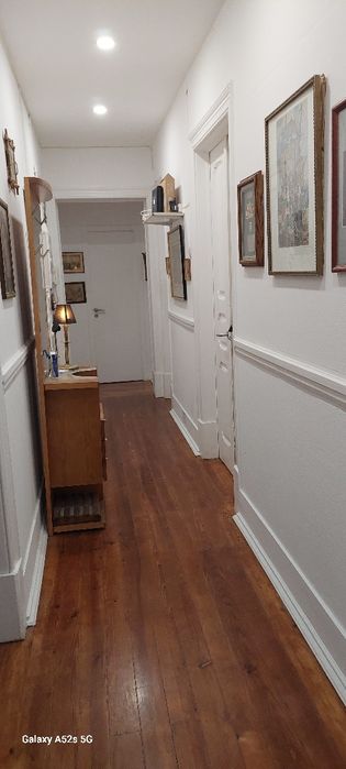 Quarto para alugar em lisboa av. novas