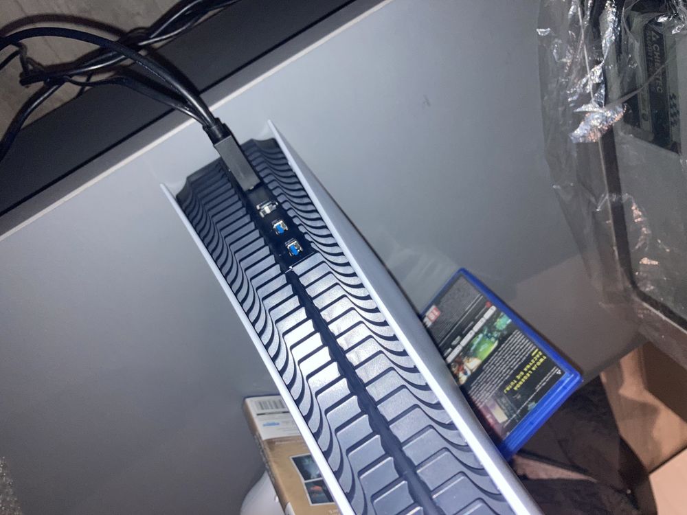 Ps 5,нова+два джойстики,ігри