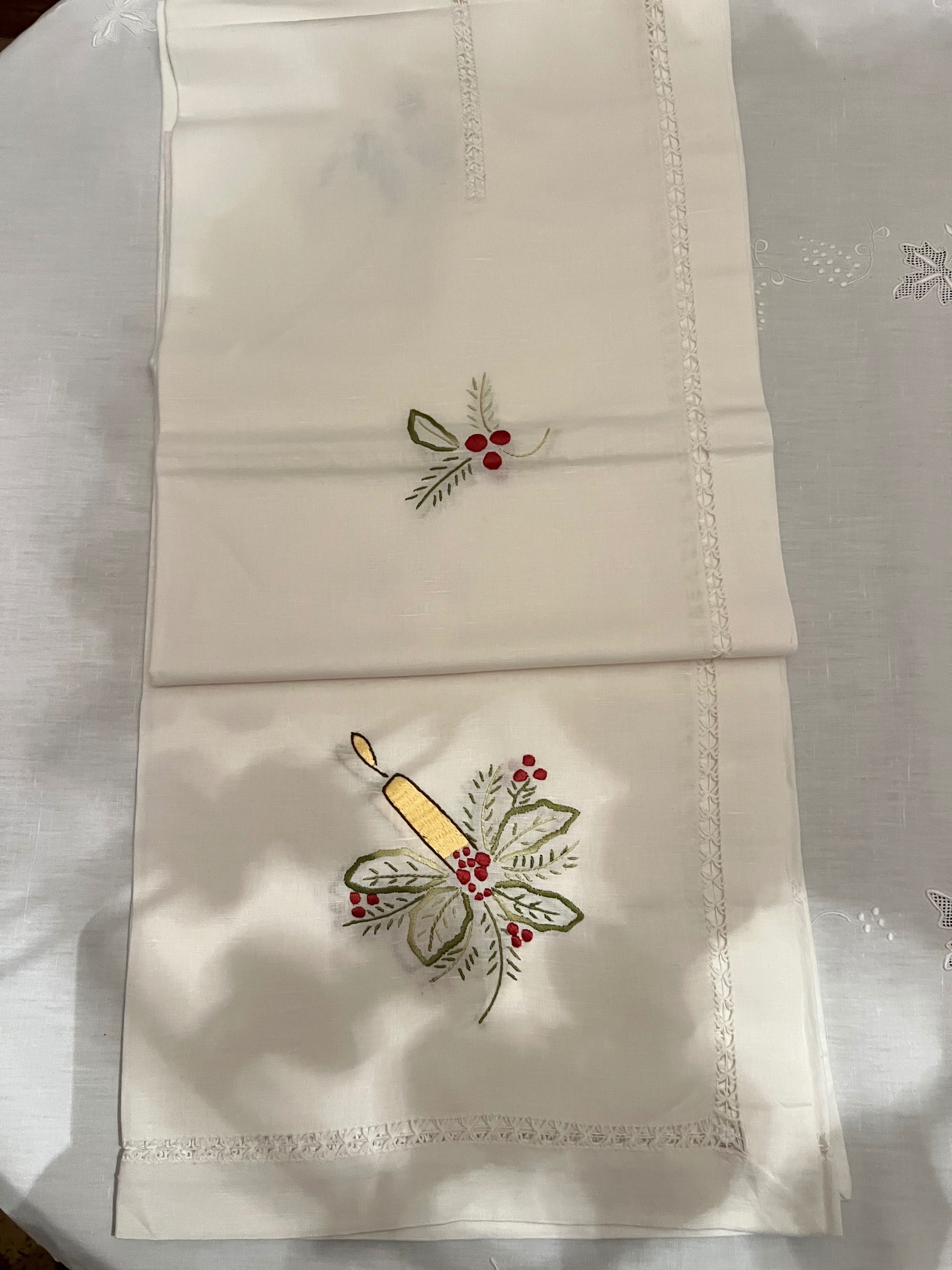 Bordados feitos á mão