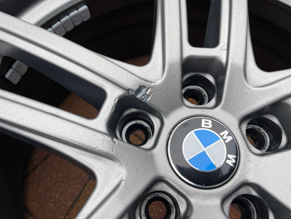 3756. Koła zimowe BMW G20 G21 5x112 ET30 225/50/17 Goodyear 8mm 2023r
