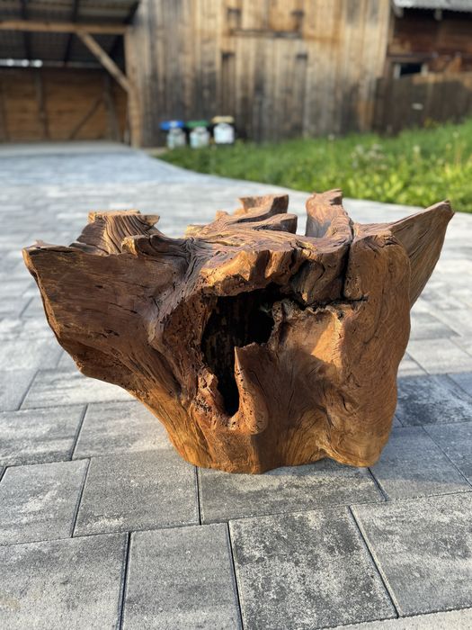 Столик з натурального дерева