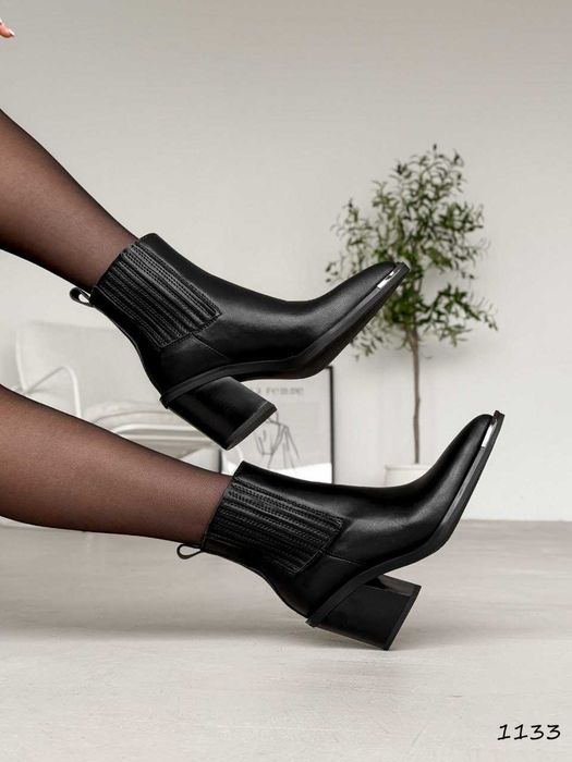 Жіночі зимові козаки шкіряні (36-40) чорні Ковбойки на флісі