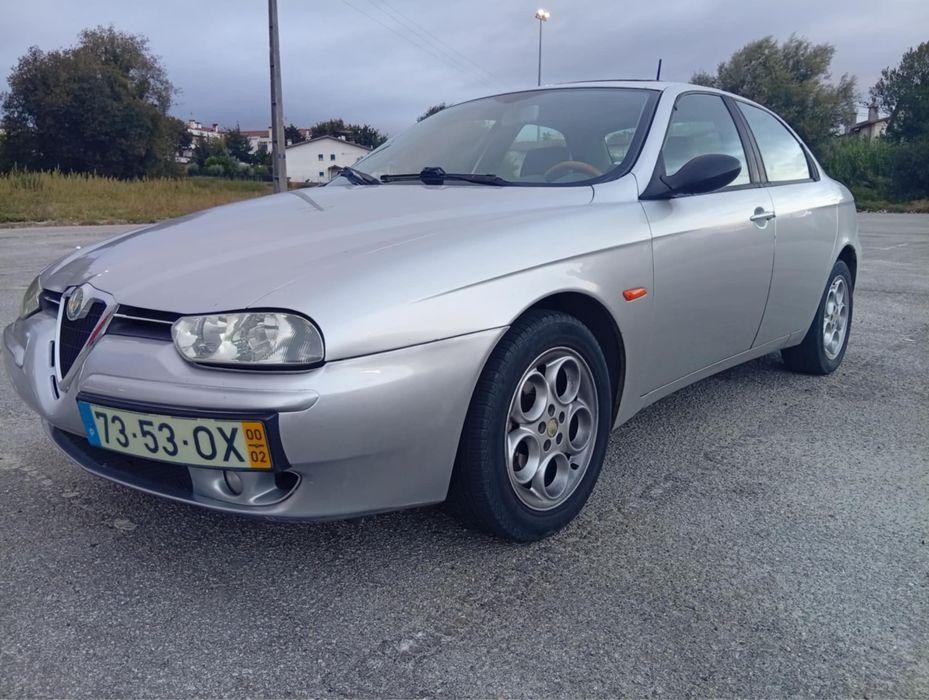 Alfa  Romeo  156