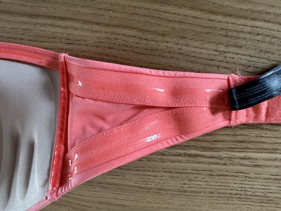 Biustonosz nowy 70D UK 32D strapless brytyjskiej firmy Wonderbra