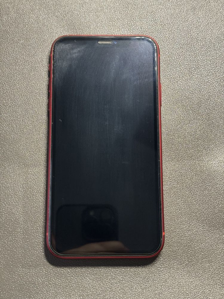 iPhone XR red 128gb