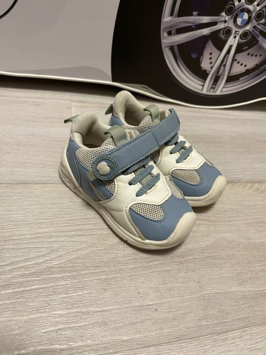 Кроссовки для мальчика