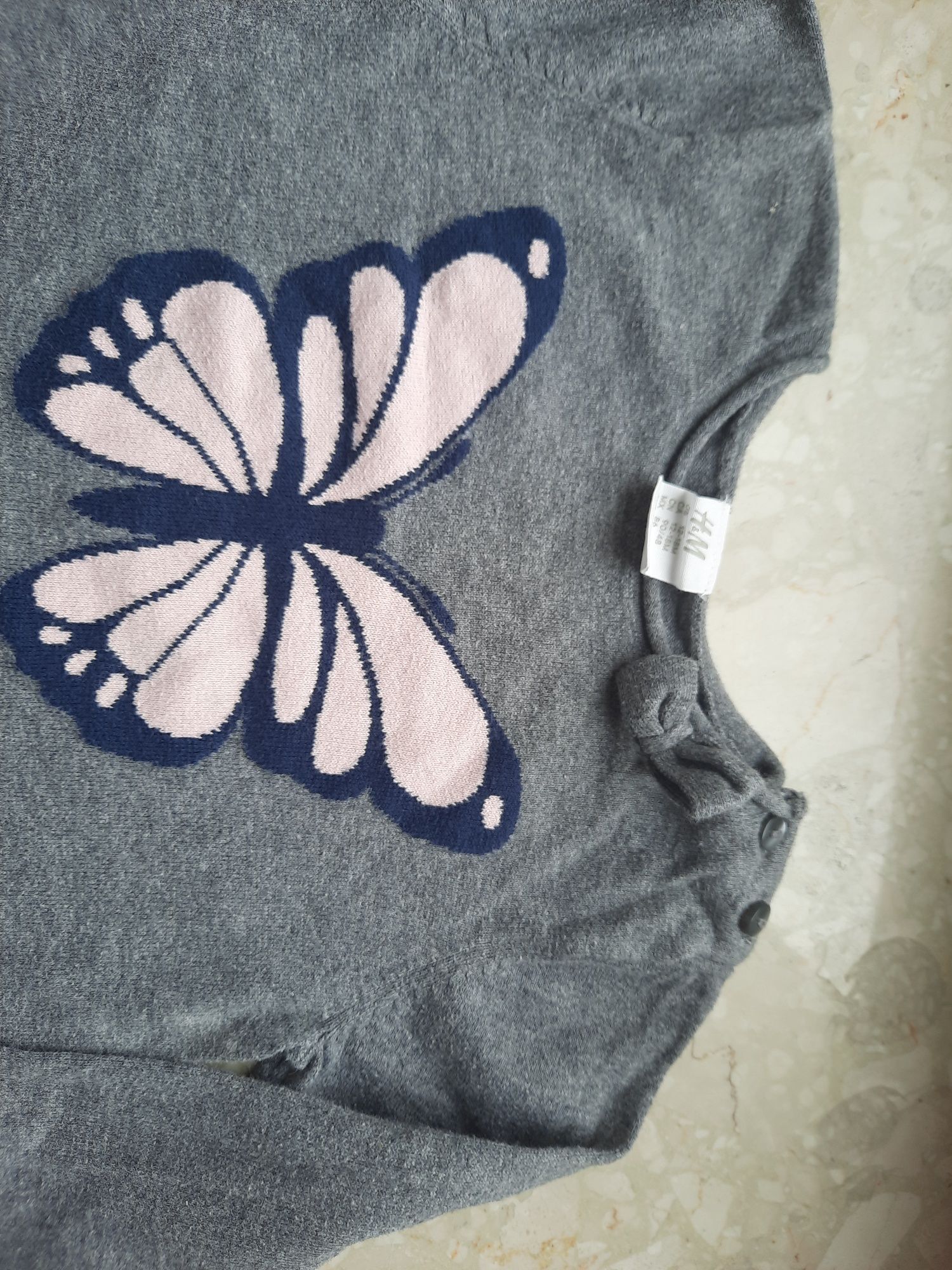 Sweterek z motylkiem dla dziewczynki H&M r. 86