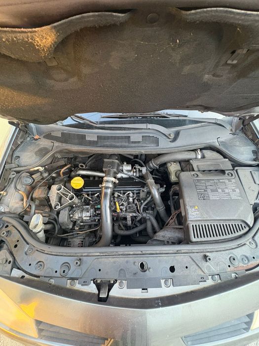Carro do ano 2003 Renault Megane 2