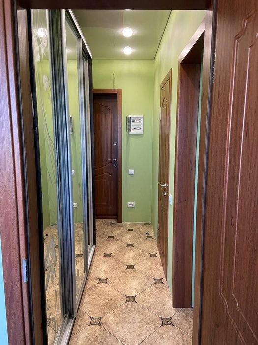 Продам 1 из.кв.,в новострое П.Григоренка 16 (Ж.С-2), 10/13 с ремонтом.