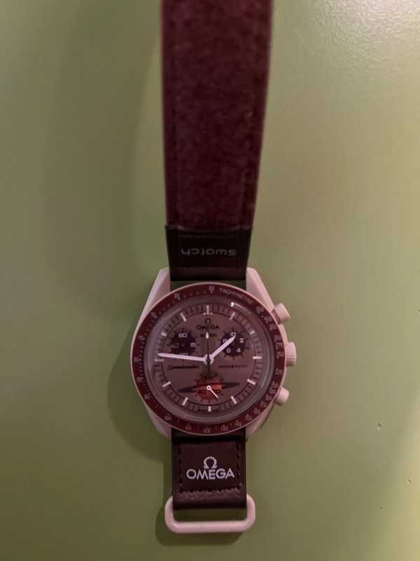 Omega x Swatch SO33T100 Saturn – Pierścienie Kosmosu
