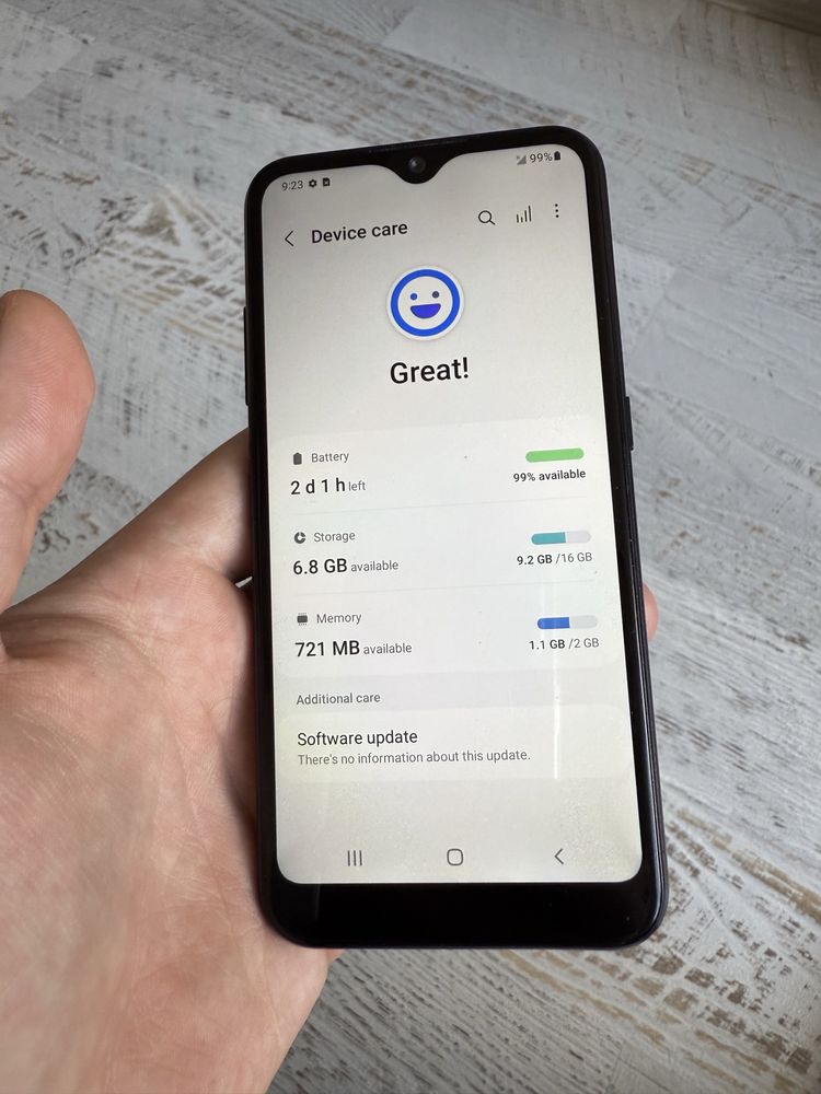 Телефон Samsung Galaxy A01 2/16Gb
