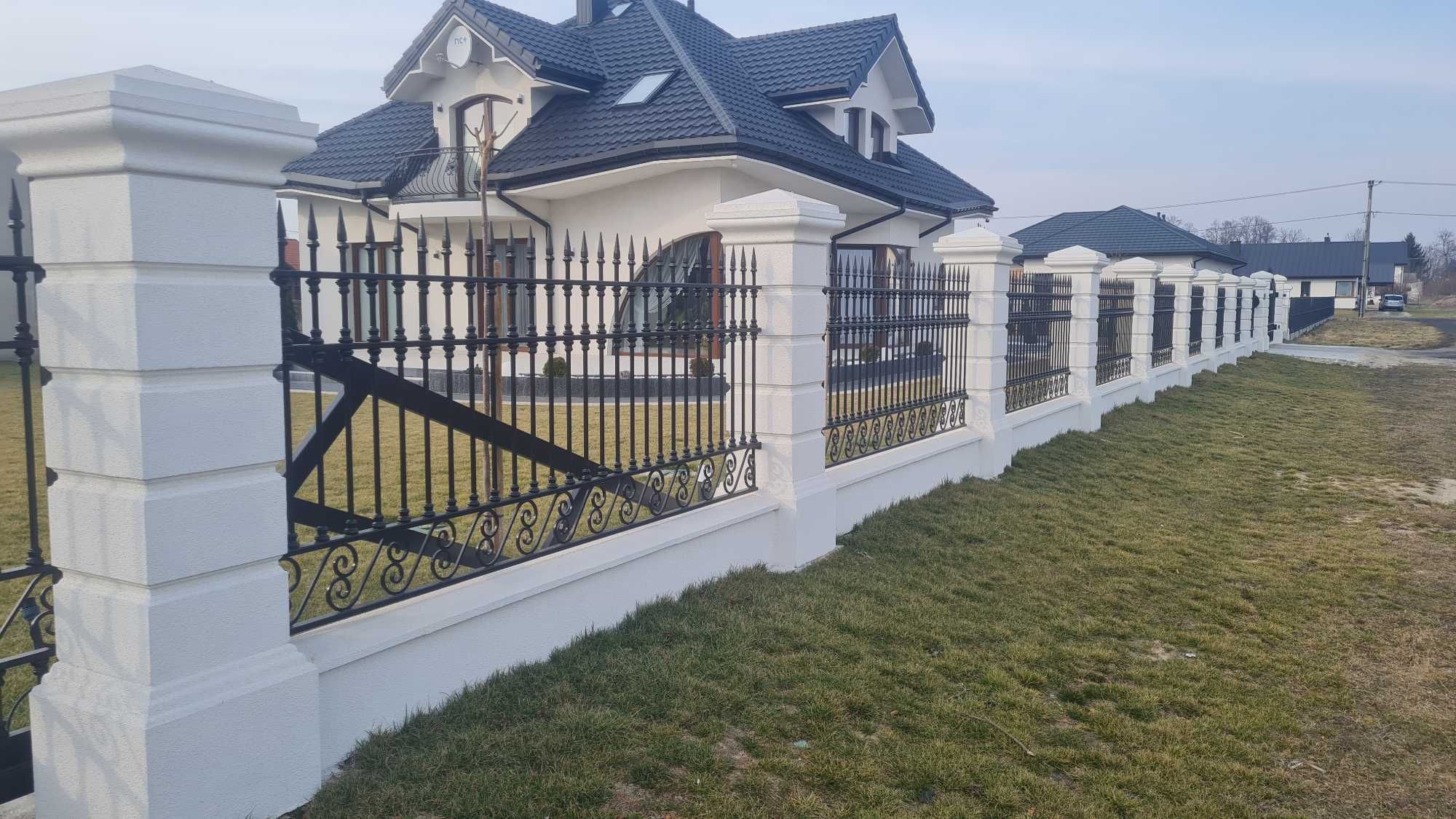 Ogrodzenia Dworkowe,Słupki,Słupy Boniowane,Pałacowe,Gładkie,Betonowe