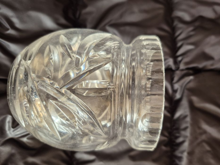 Kryształowy wazonik