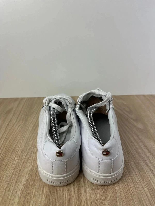Sneakersy Tommy Hilfiger białe rozmiar 41