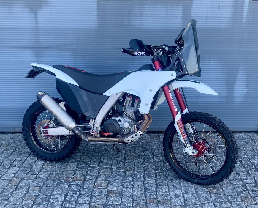AJP PR7   Doma