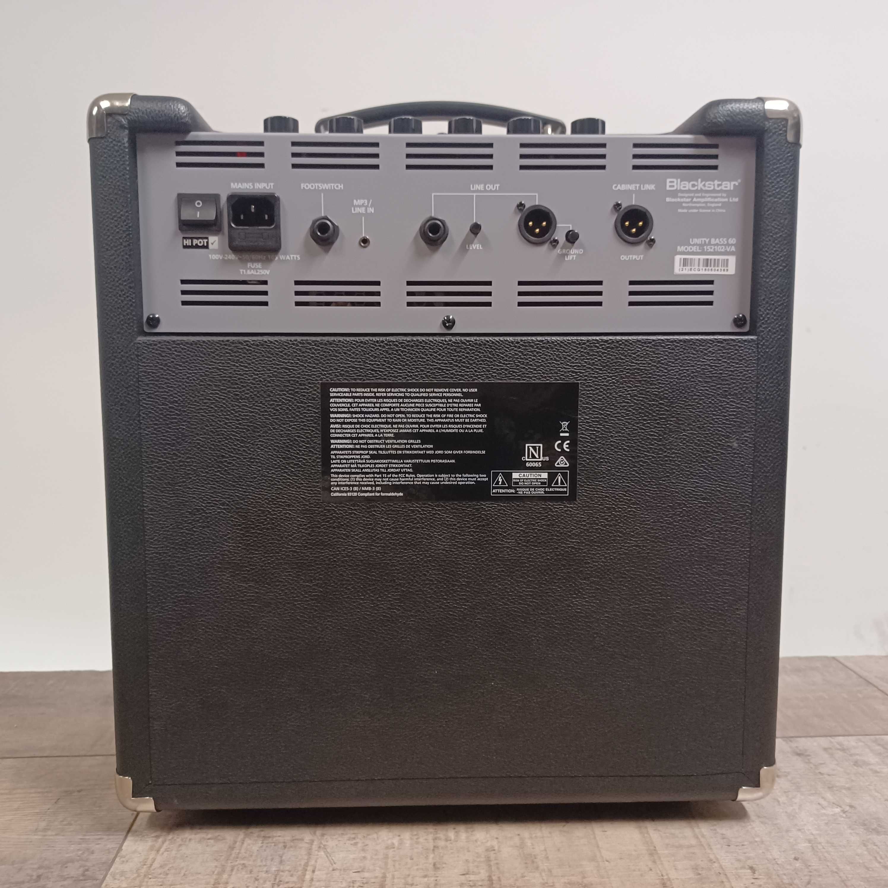 Blackstar U60 wzmacniacz basowy combo 60W