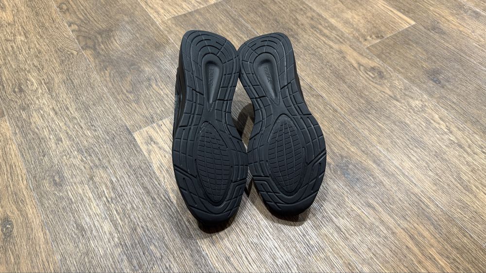 Кроссовки Adidas EQ21, размер 43 alphabounce