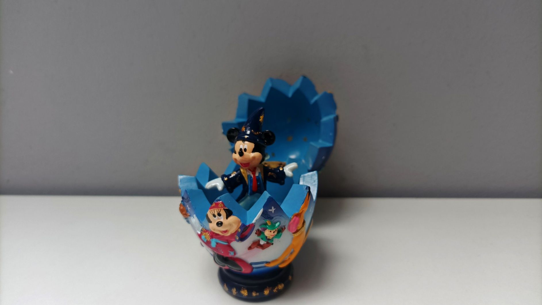 Kolekcjonerska figurka Disneyland Paris.