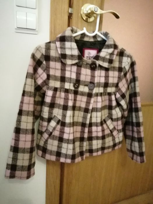 Dois casacos  em bom estado