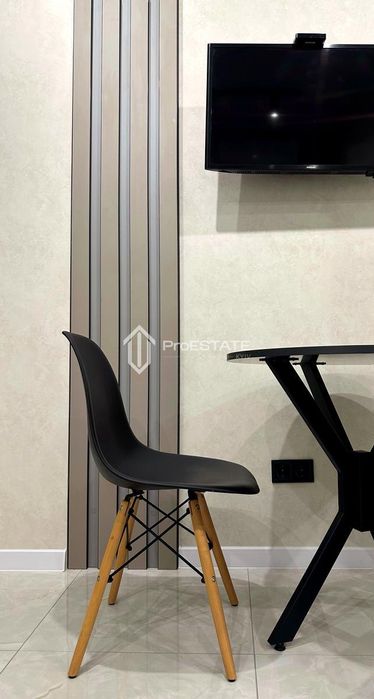 Киев        Ревуцкого ул., 54