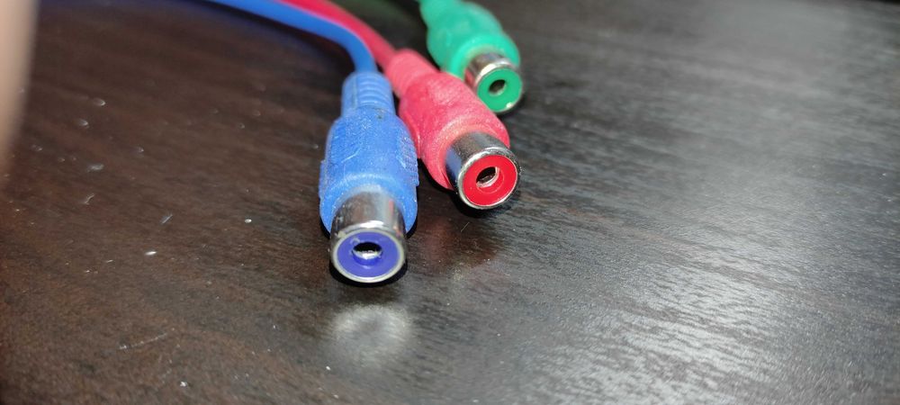 S-Video 7 Pin to Female 3 RCA Component Cable