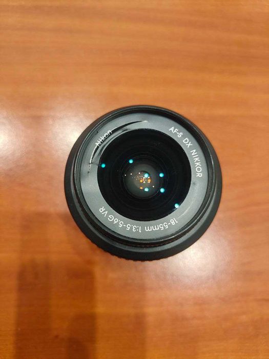 Об'єктів  Nikon Nikkor AF-S 18-55 G