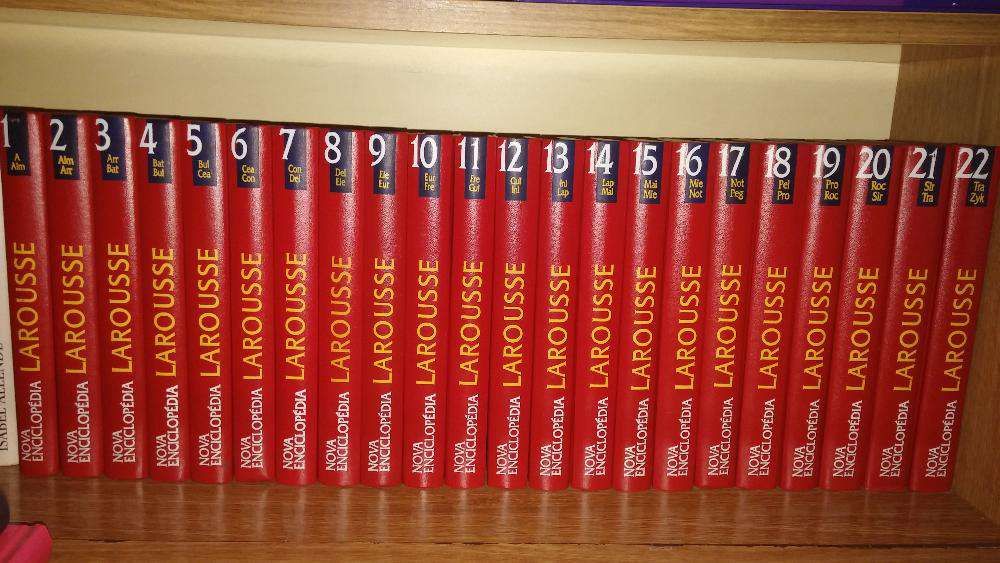 Coleção Completa Nova Enciclopédia Larousse -  22 Volumes