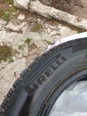 Pirelli ice zero R 195/65/r15