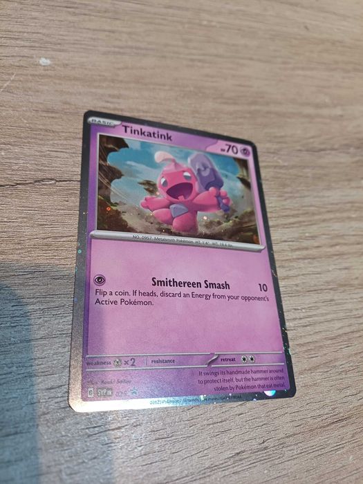 Carta Pokémon Tinkatink #25