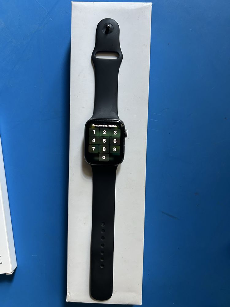 Продам часи apple watch SE