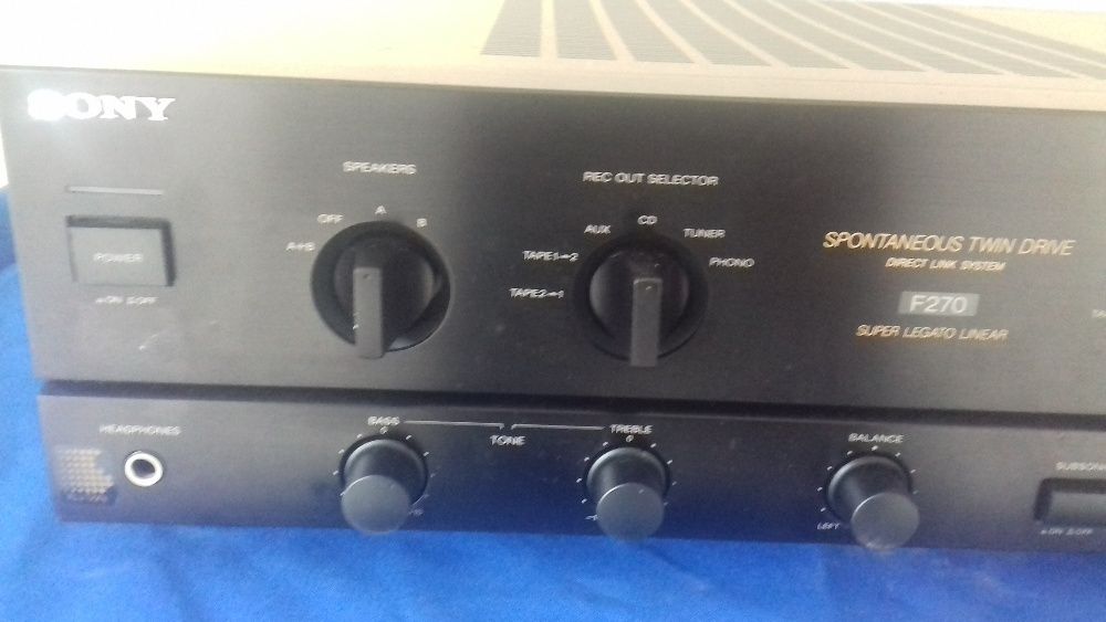 SONY- Ta-F270 Integrated Stereo Amplifier Vintage