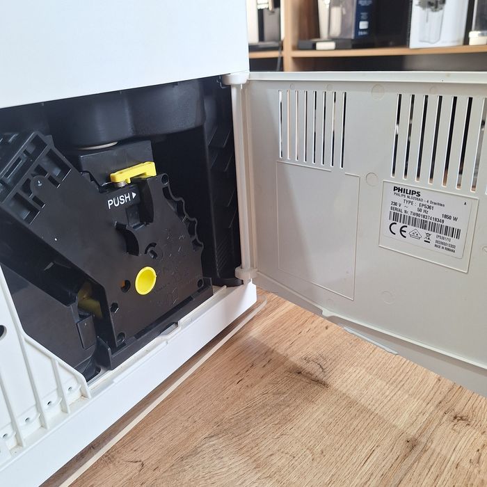 Кавомашина Philips EP5361