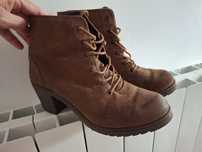 Botas em Pele de Senhora 37