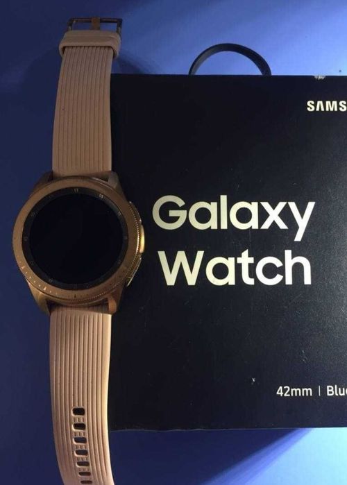 Смарт часы Samsung Watch 4 
В комплекті змінний ре