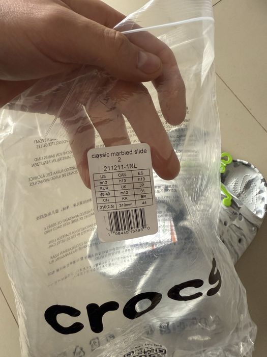 Шльопанці тапочки