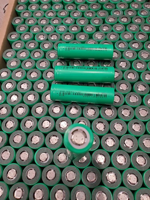 ВИСОКОТОКОВІ акумулятори 18650 фірми EVE 25P ..2500mah