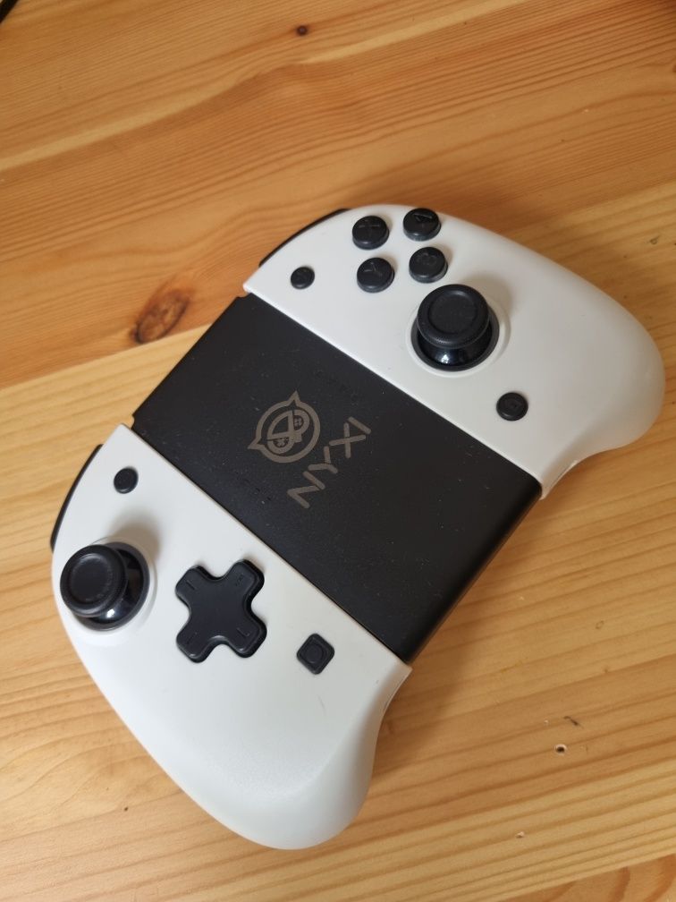 Pad kontroler Nyxi Hyperion Nintendo Switch