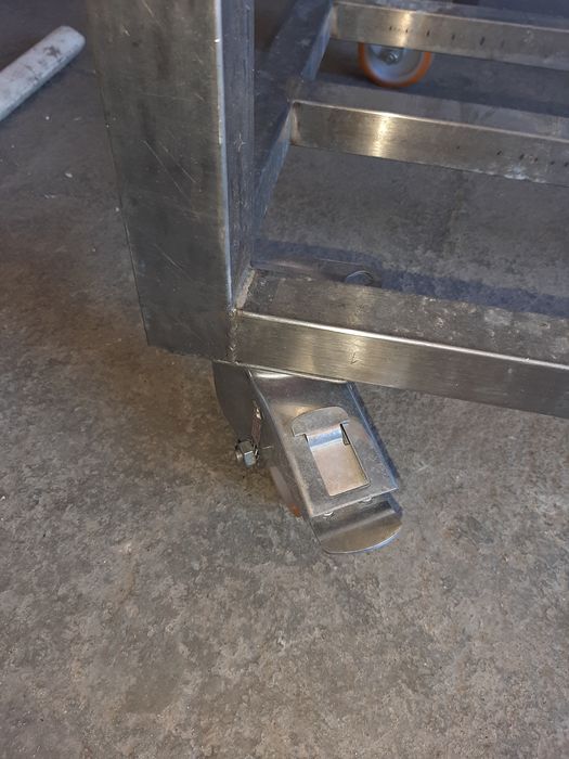 Prancha ou mesa de corte para talho