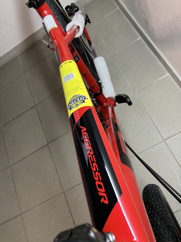 NOWY Rower górski  MTB GT AGGRESSOR 27,5 Rama 47 cm 18,5”